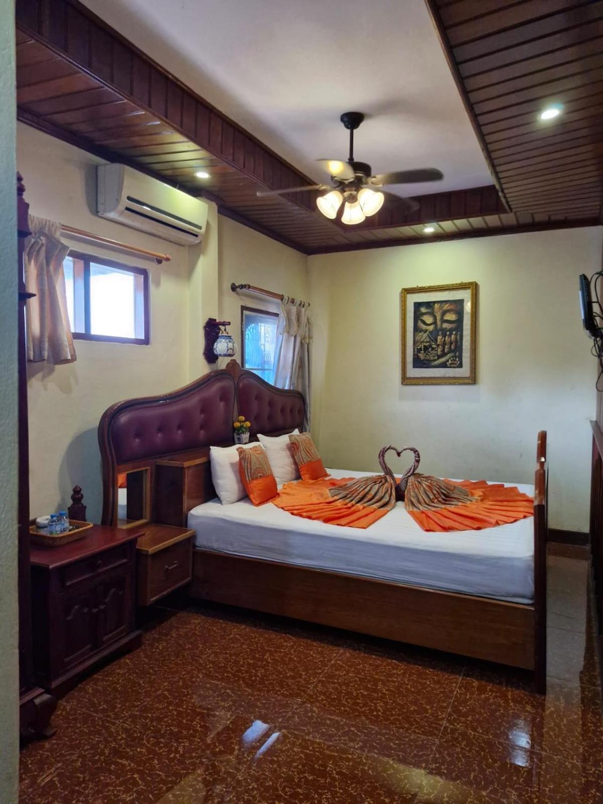 Sakura Wood House Hotel Luang Prabang Eksteriør billede