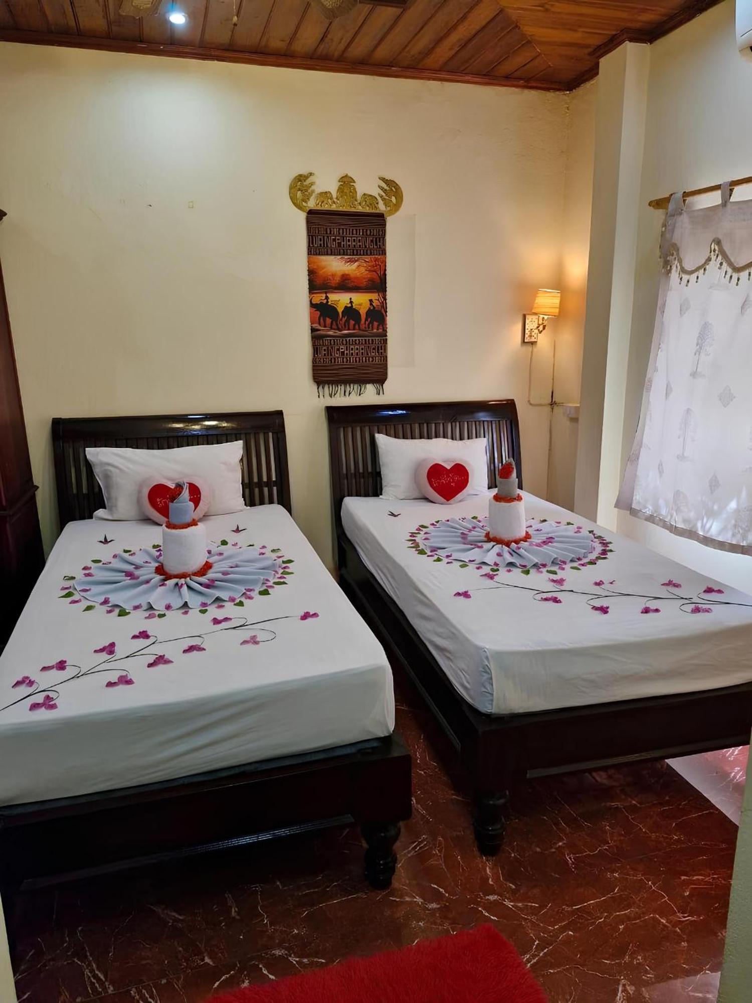 Sakura Wood House Hotel Luang Prabang Eksteriør billede