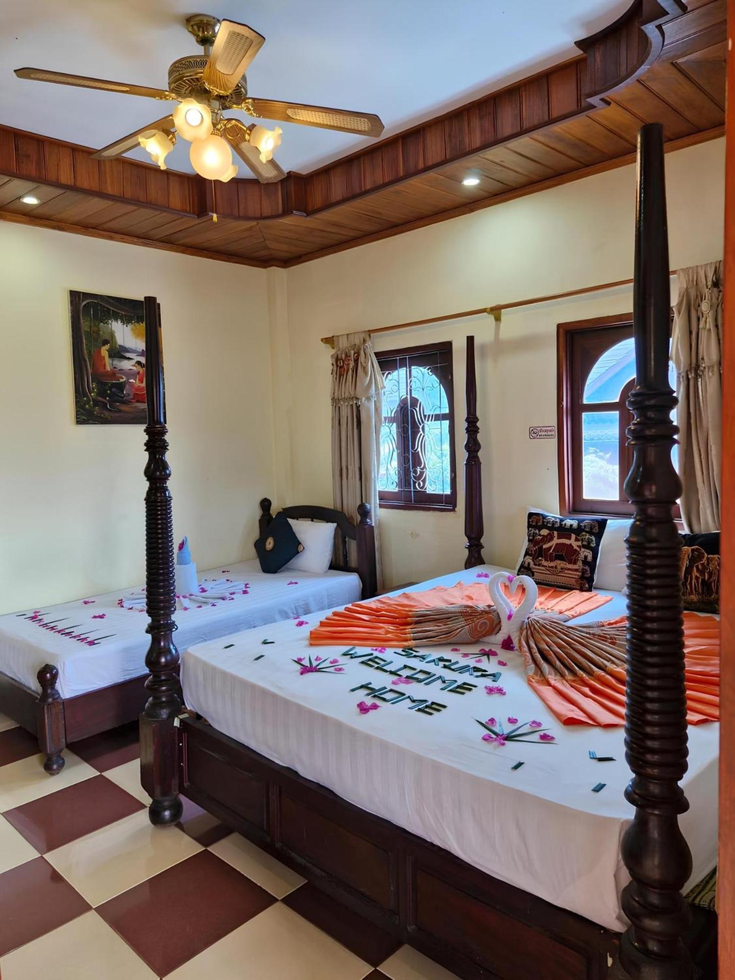 Sakura Wood House Hotel Luang Prabang Eksteriør billede