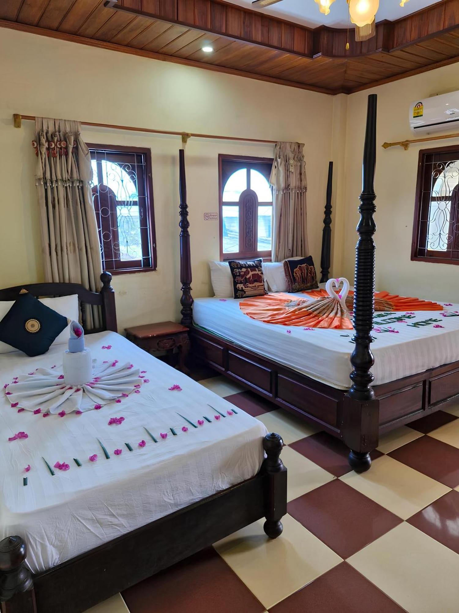 Sakura Wood House Hotel Luang Prabang Eksteriør billede