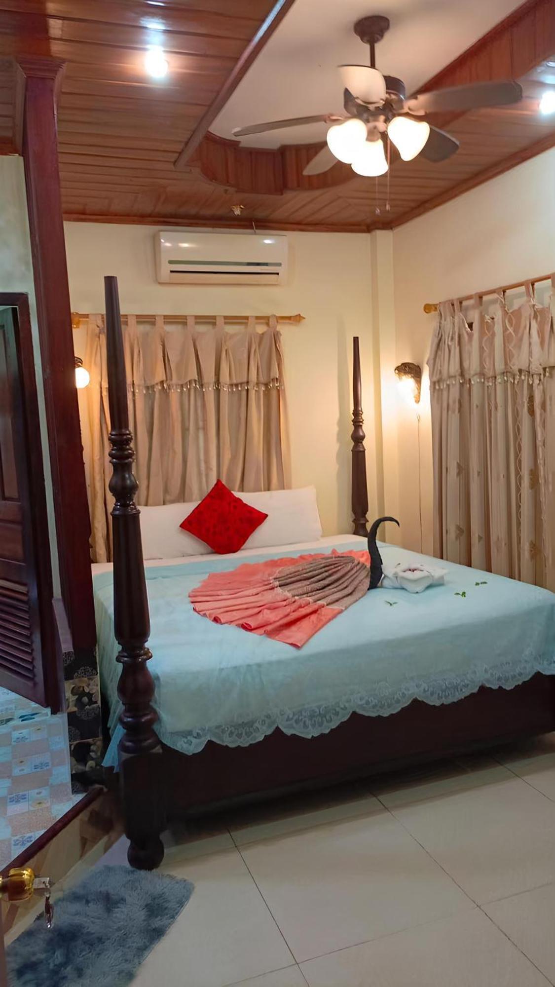 Sakura Wood House Hotel Luang Prabang Eksteriør billede