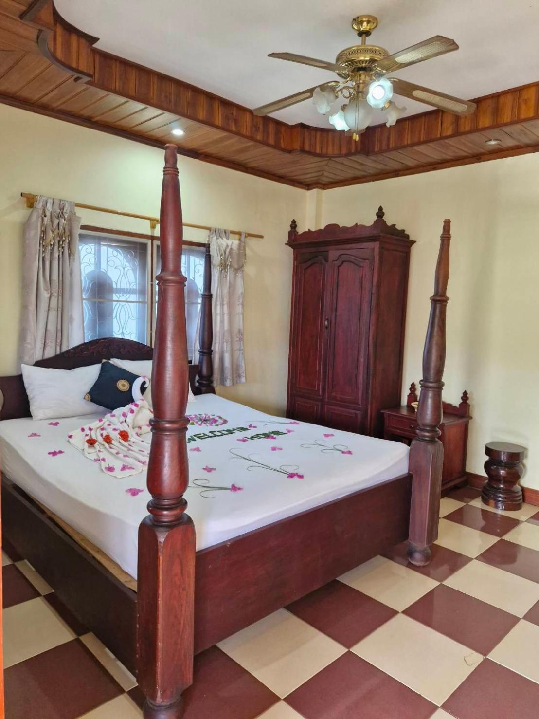 Sakura Wood House Hotel Luang Prabang Eksteriør billede